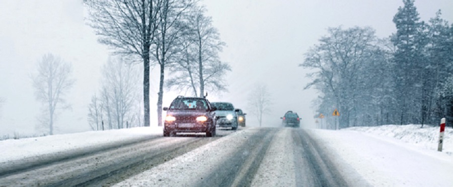 هر آنچه برای رانندگی در برف باید بدانید